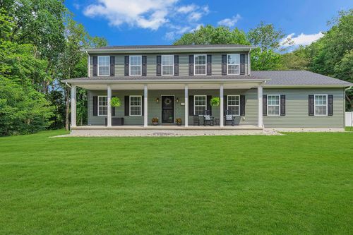 274 Elmbrook Rd, Beaver Falls, PA, 15010-9744 | Card Image