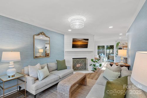 3130 Heathstead Pl, Charlotte, NC, 28210-7132 | Card Image