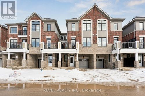 7 Elantra Dr, Brampton, ON, L7A5M6 | Card Image