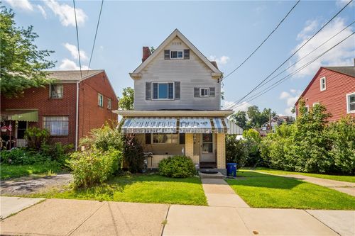 322 Lamarido St, Brookline, PA, 15226-1331 | Card Image