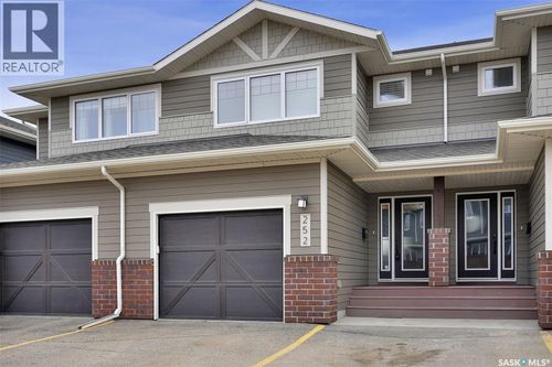 252-4002 Sandhill Cres, Regina, SK, S4V3J1 | Card Image