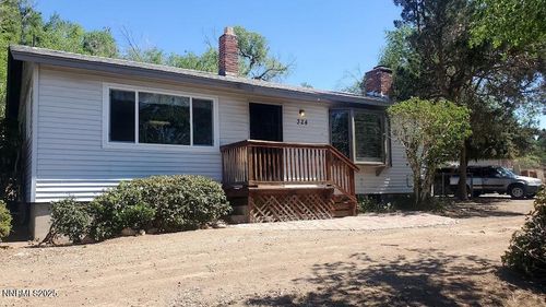 324 E Queen Way, Sparks, NV, 89431-1473 | Card Image