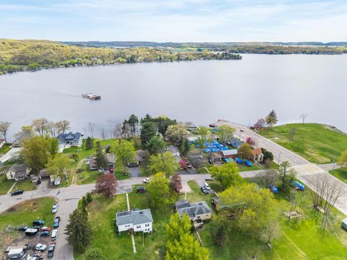 217 Palisade St, Merrimac, WI, 53561-9505 | Card Image