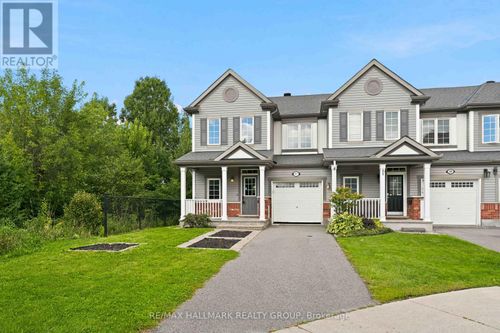 387 Sweet Grass Cir, Nepean, ON, K2J5W9 | Card Image