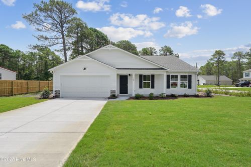 100 Pee Dee Rd, Boiling Spring Lakes, NC, 28461-9401 | Card Image
