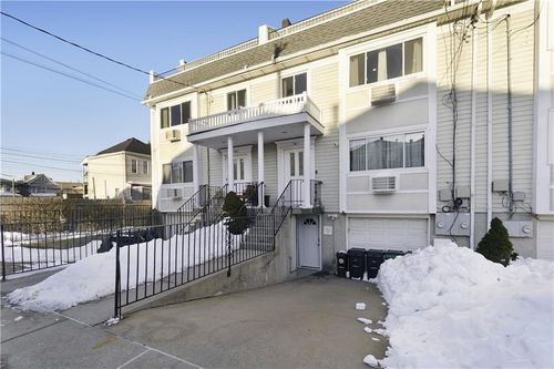 182 Beach 97th St, Rockaway Beach, NY, 11693-1309 | Card Image