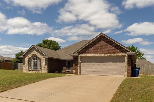 802 S Rock Hollow Ct, Stillwater, OK, 74074-1413 | Card Image
