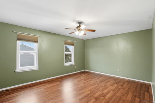 54173 Avondale Dr, New Baltimore, MI, 48047-1010 | Card Image