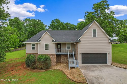 3651 Hurtgen Cir, Friendsville, TN, 37737-3182 | Card Image
