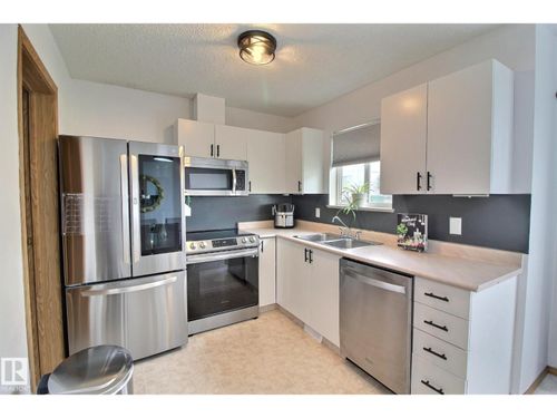 701-610 King St, Spruce Grove, AB, T7X4J9 | Card Image