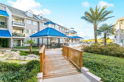 331-420 Metairie Hammond Hwy, Metairie, LA, 70005-1390 | Card Image