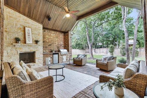123 Del Monte Pines Dr, Montgomery, TX, 77316-1459 | Card Image