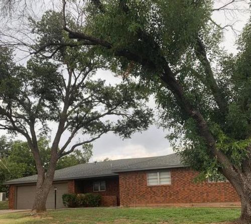 2820 Lindenwood Dr, San Angelo, TX, 76904-6148 | Card Image