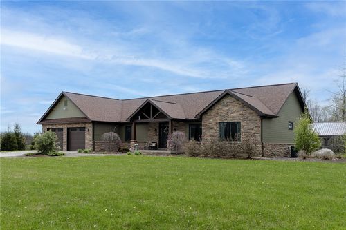 130 E Parker Rd, Mercer, PA, 16137 | Card Image