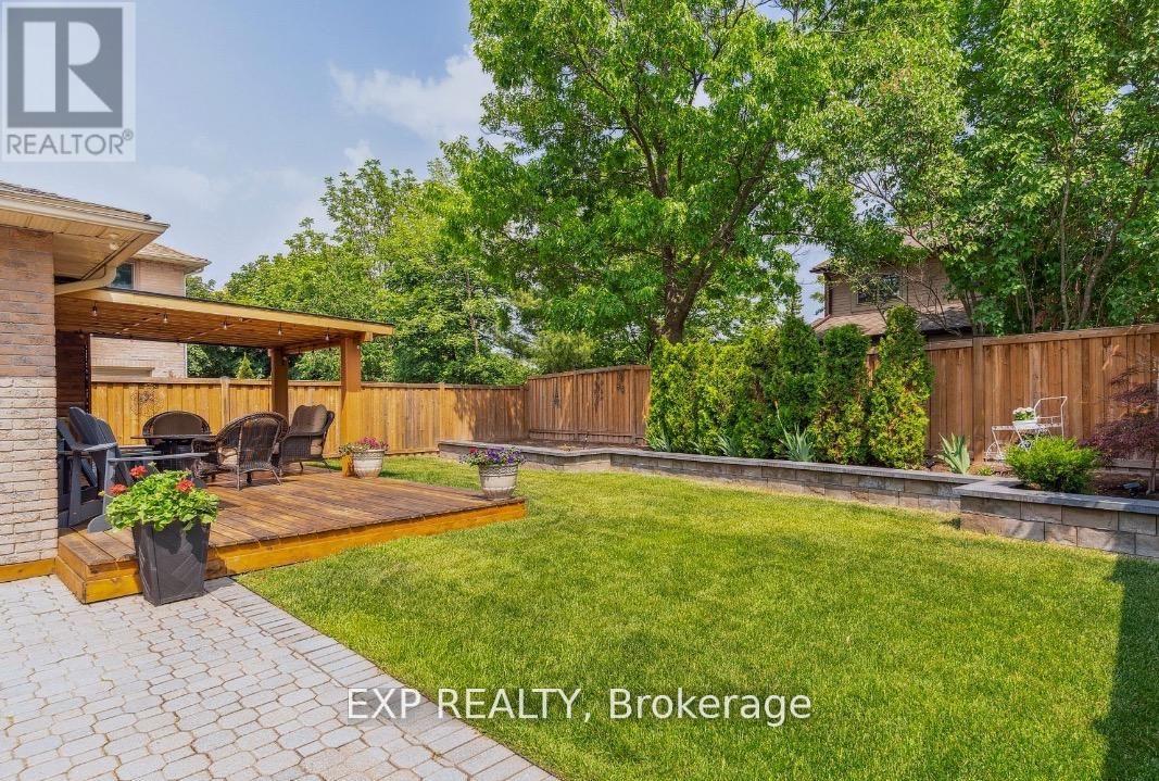 Residential Lease in Oakville (CP College Park) 3