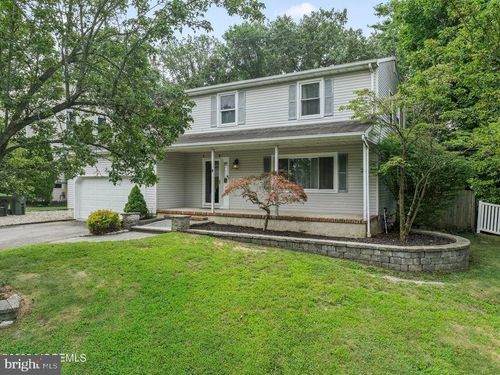 5 Windsor Ct, Hazlet, NJ, 07730-1355 | Card Image