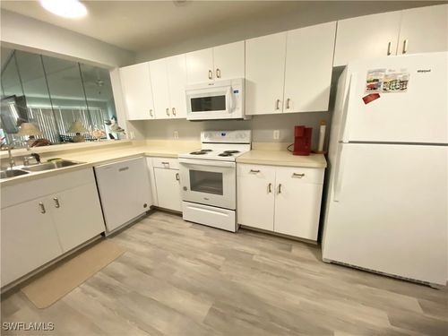 1112-388 Belina Dr, NAPLES, FL, 34104-8450 | Card Image