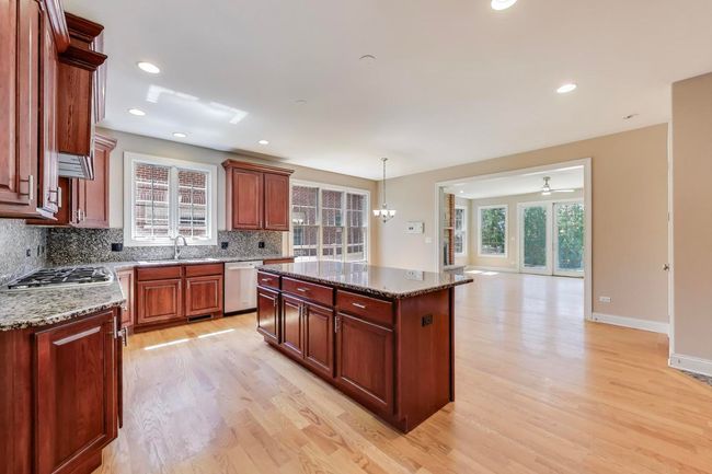 430 Walnut St, House other with 4 bedrooms, 5 bathrooms and 3 parking in Itasca IL | Image 16