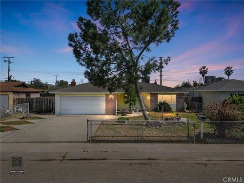 334 N Argyle St, Porterville, CA, 93257-2605 | Card Image