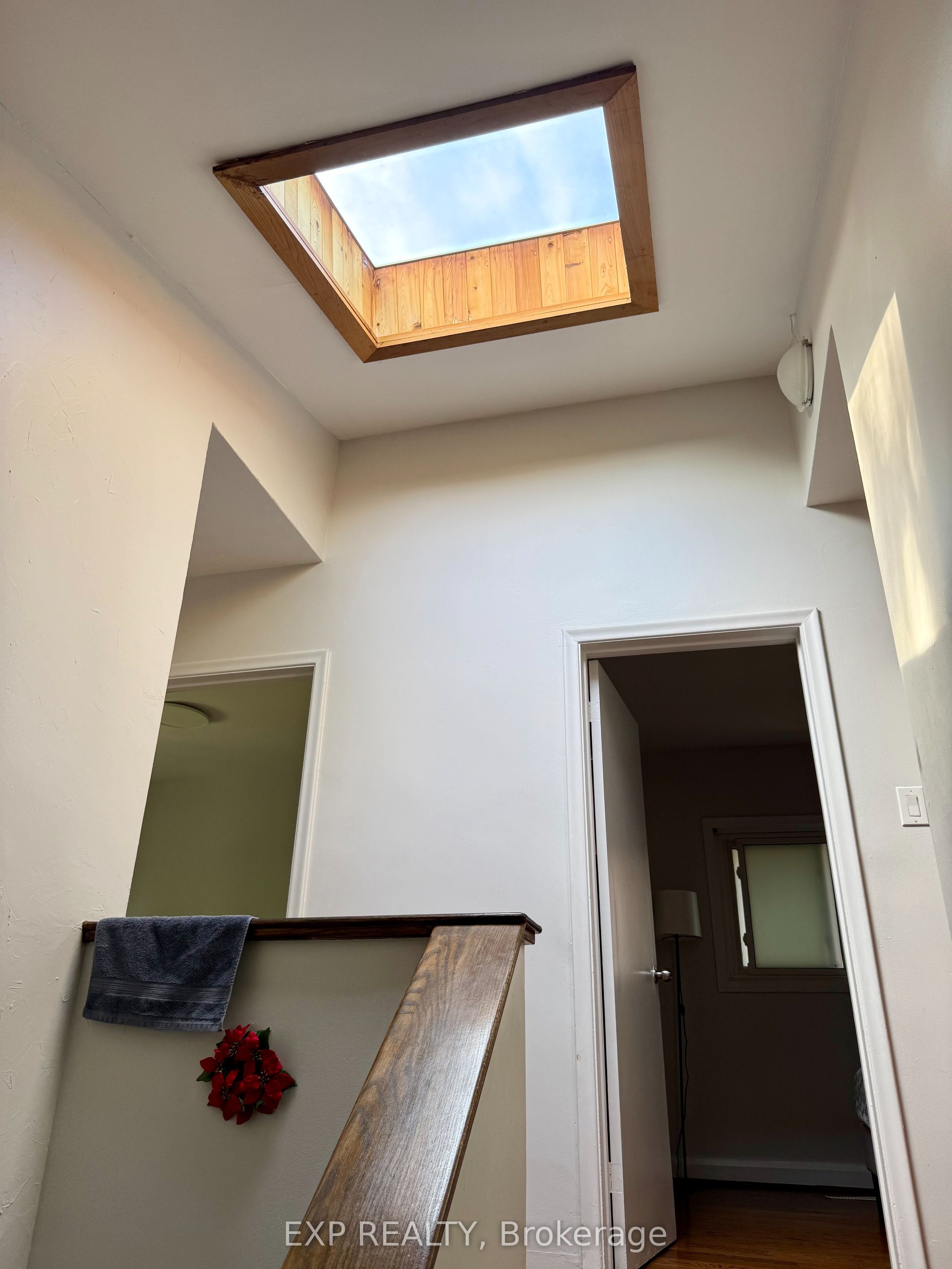 Residential Lease in Toronto E09 3