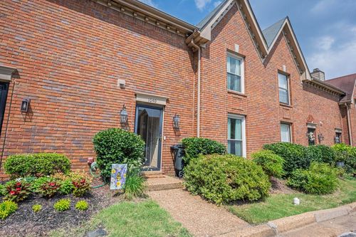 1040 Park Court Dr, Memphis, TN, 38119-3601 | Card Image