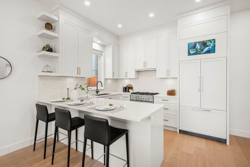 1-312 E 40th Ave, Vancouver, BC, V5W1L9 | Card Image
