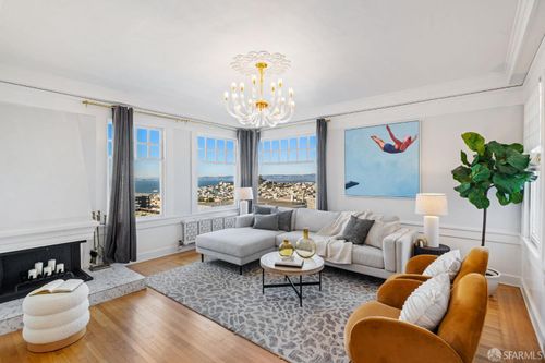 1242 Washington St, San Francisco, CA, 94108-1041 | Card Image