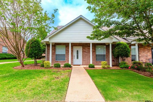 1914 Hollylake Cir, Tyler, TX, 75703 | Card Image