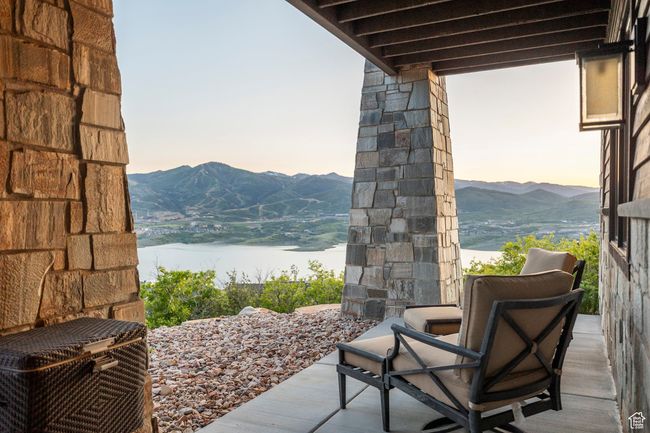 1136 E Black Hawk Way, House other with 4 bedrooms, 4 bathrooms and 3 parking in Hideout UT | Image 32