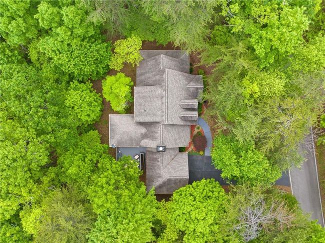 122 Woodstream Pt, House other with 4 bedrooms, 4 bathrooms and null parking in Big Canoe GA | Image 37