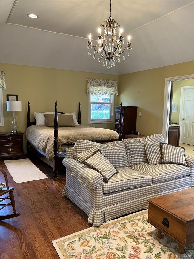 645 Lone Pine Rd, House other with 3 bedrooms, 5 bathrooms and null parking in Bloomfield Hills MI | Image 12