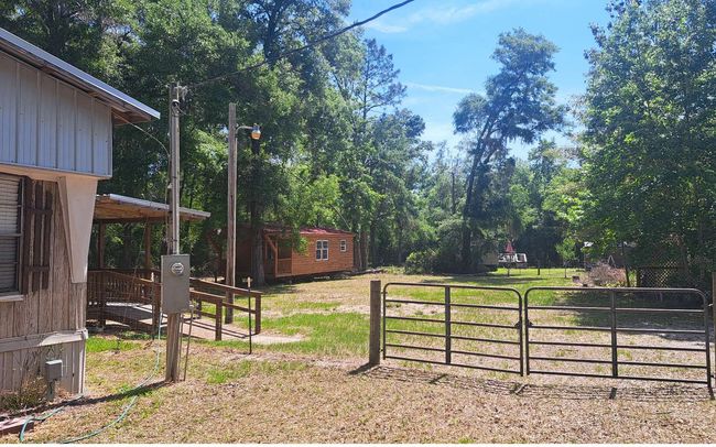 151 Sw Shellcracker Dr, House other with 2 bedrooms, 1 bathrooms and 2 parking in Fort White FL | Image 24