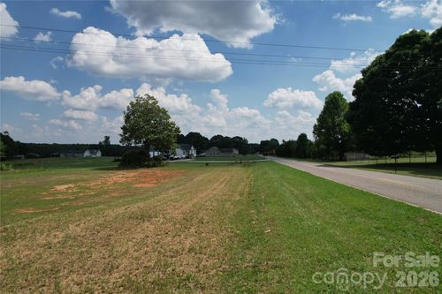 326 Jim Cline Rd, Lawndale, NC, 28090-9417 | Card Image