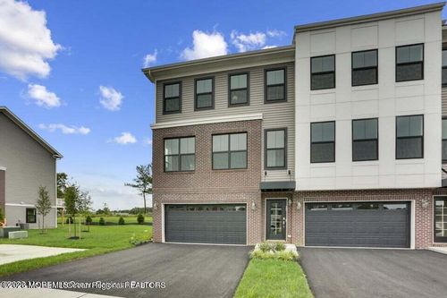 48 Kelly Way, Tinton Falls, NJ, 07724-3221 | Card Image