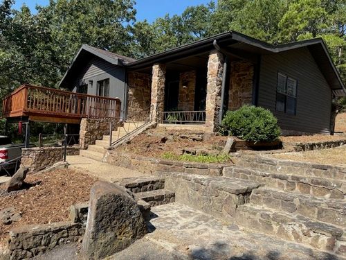 720 S Mount Millsap Ln, Fayetteville, AR, 72704-5063 | Card Image