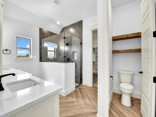 10016 Valley Oak Ct, House other with 5 bedrooms, 2 bathrooms and null parking in Springtown TX | Image 17