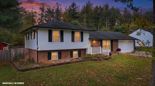 550 Jay Dr, Gallipolis, OH, 45631 | Card Image