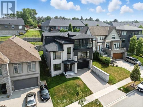 13 Kenmir Avenue, Niagara-on-the-Lake (St. Davids), ON, L0S1J0 | Card Image
