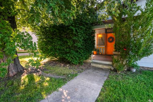 925 W 2nd St, Bloomington, IN, 47403-2214 | Card Image