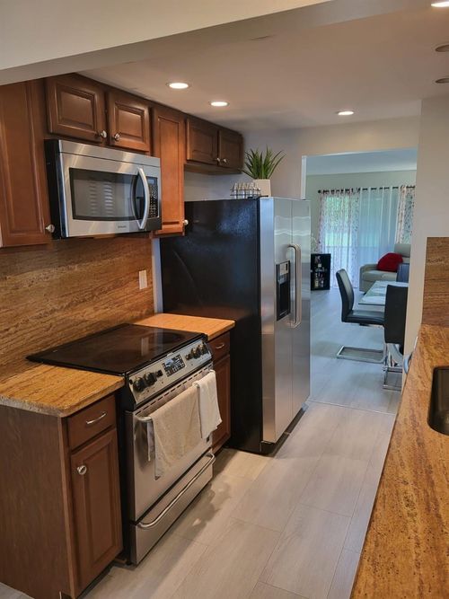 apt-c110-8305 Nw 61st St, Tamarac, FL, 33321-4283 | Card Image