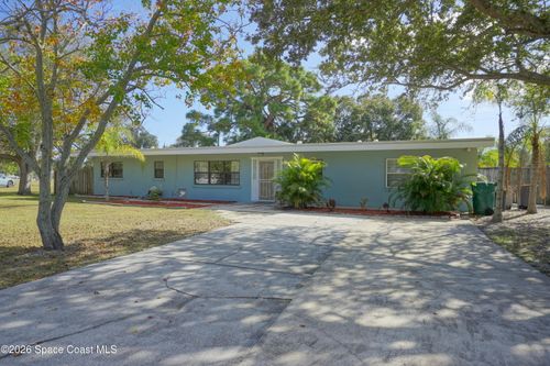 476 Crescent Dr, Melbourne, FL, 32901-1365 | Card Image