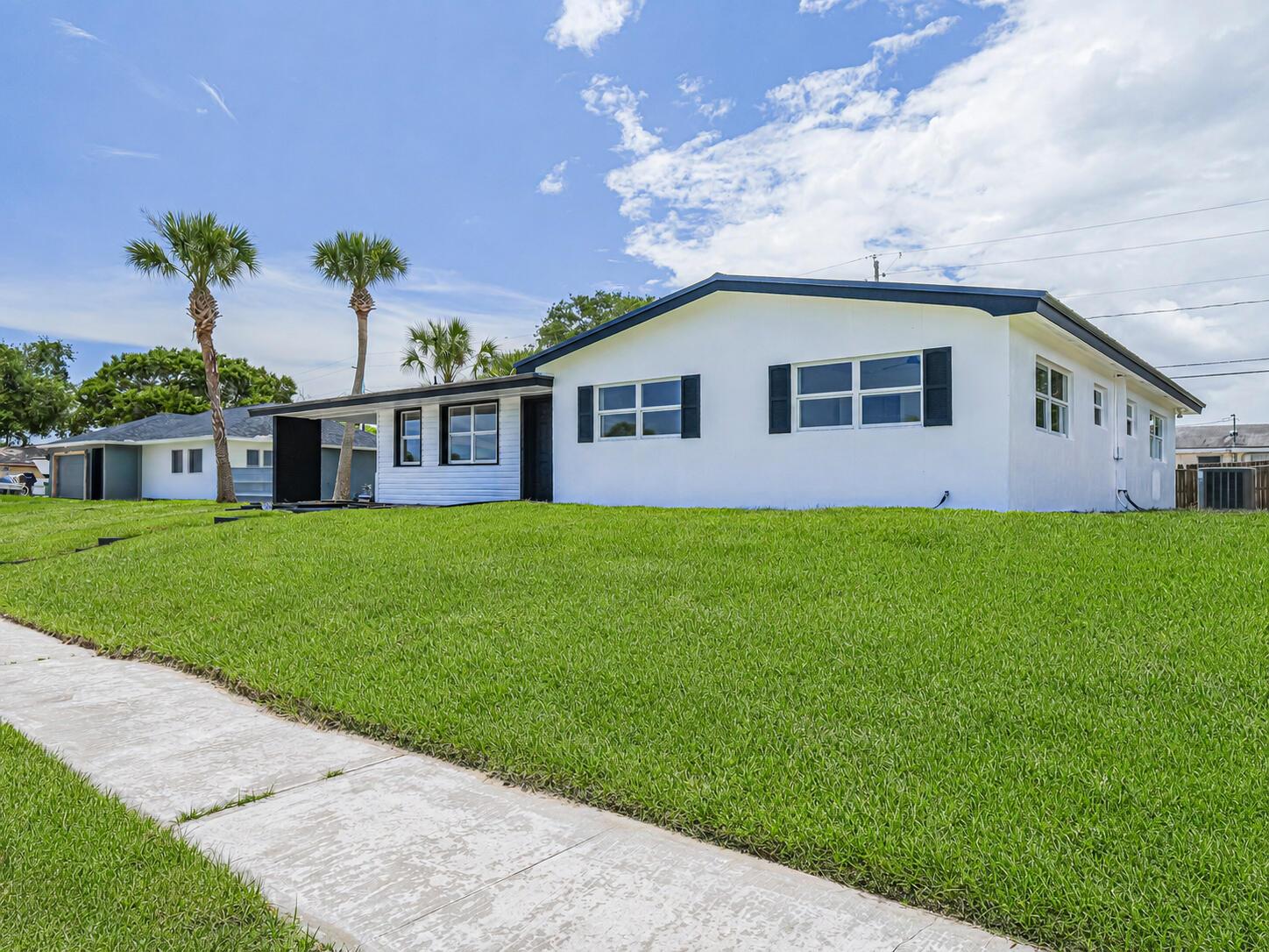Residential in Sebastian 3