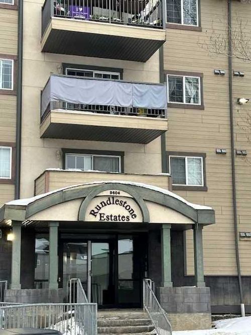 214-9604 Manning Avenue, Fort Mcmurray, AB, T9H3M7 | Card Image