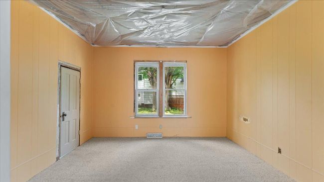 723 3 Rd St Sw, House other with 5 bedrooms, 3 bathrooms and null parking in Willmar MN | Image 17
