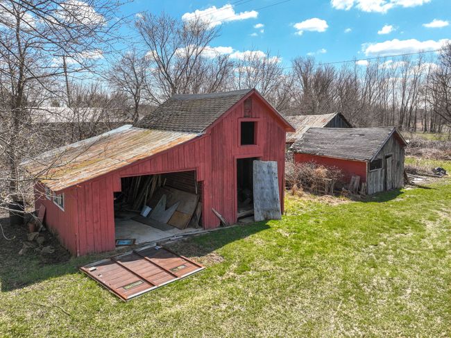 9915 Van Buren Rd, House other with 3 bedrooms, 1 bathrooms and null parking in Fowlerville MI | Image 22
