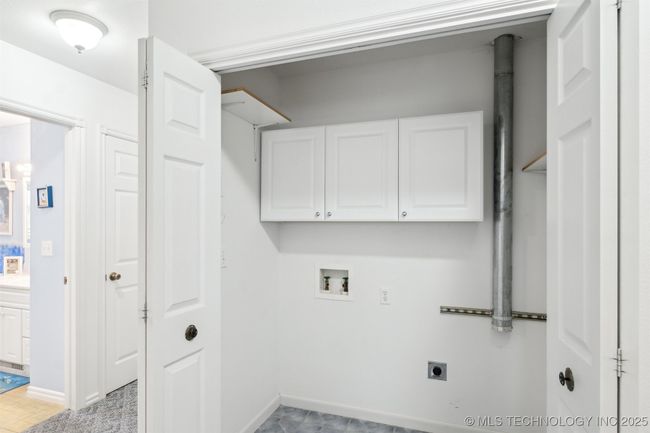 857 Bayshore Dr, House other with 3 bedrooms, 2 bathrooms and null parking in Sand Springs OK | Image 15