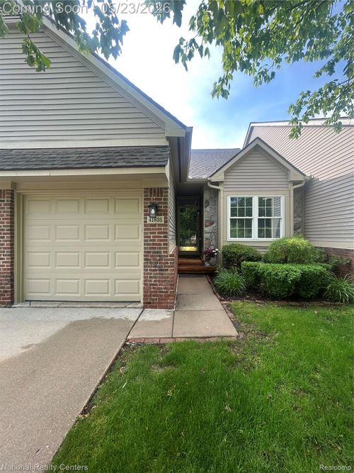 41835 Primrose Dr, Novi, MI, 48377-4534 | Card Image