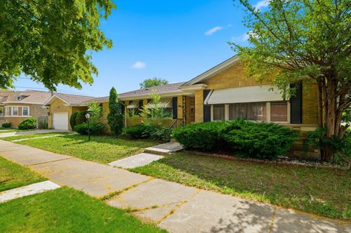 8300 S Hermitage Ave, Chicago, IL, 60620-4629 | Card Image