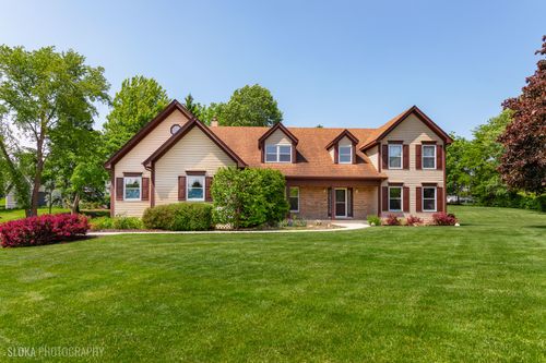 1 Byron Ct, Hawthorn Woods, IL, 60047-7582 | Card Image