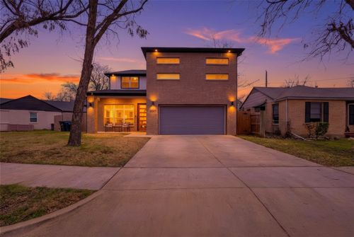 3307 Mission St, Fort Worth, TX, 76109-3048 | Card Image
